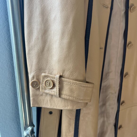 Newport News Camel Women's Genuine Leather Long Trench Coat Size M - Picture 8 of 11